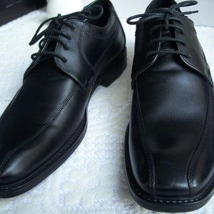 Business casual leather shoes